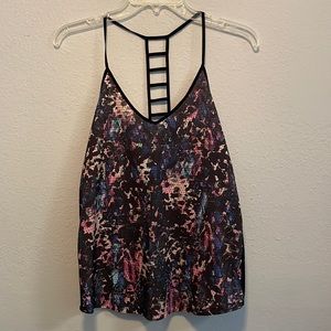 Womens lululemon running singlet, size 6